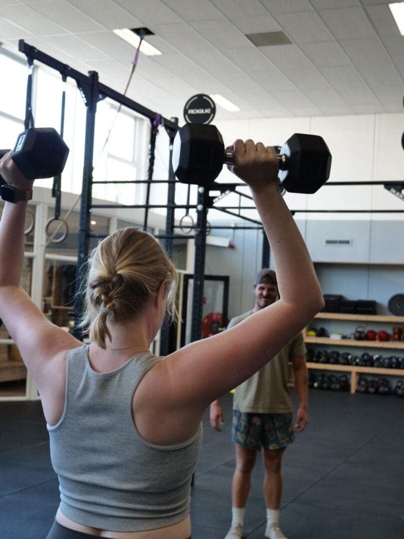Wat is CrossFit? (En waarom het voor bijna iedereen de beste manier van trainen is)